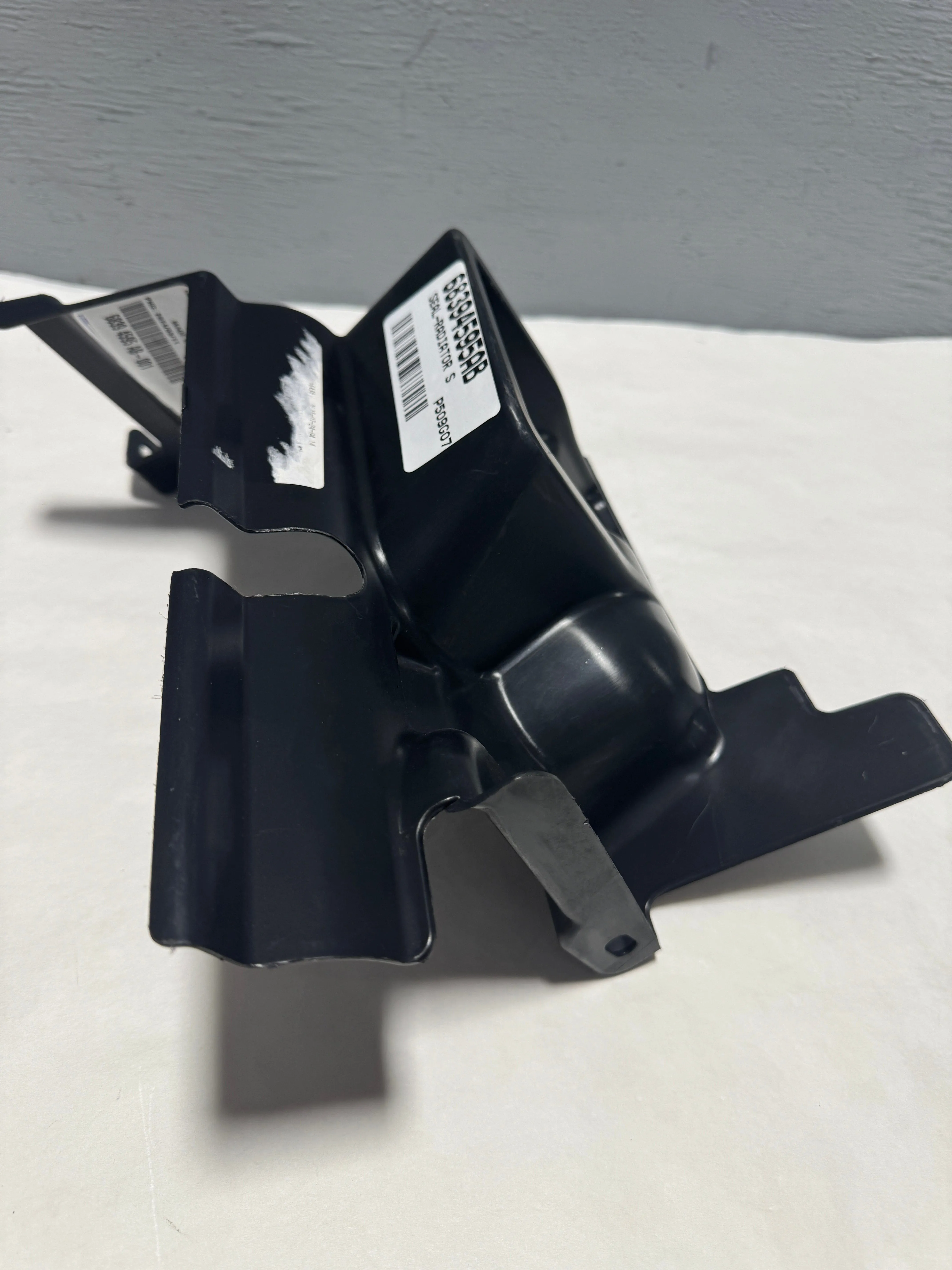 2019-2023 Dodge Charger Hellcat Driver Side Air Intake Tube Inlet Shield Seal OEM
