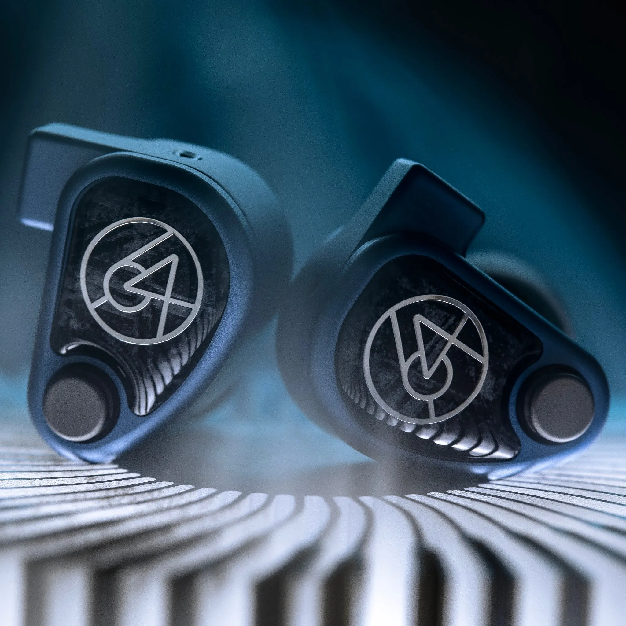 64 Audio U4s | Hybrid Dynamic   BA Universal IEMs